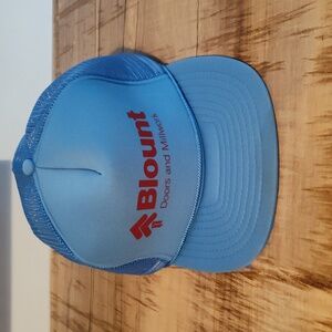 Blount vintage trucker cap